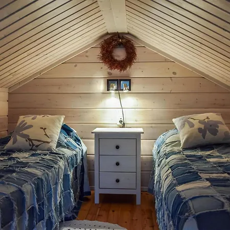 Ahonlaita By Interhome Loma-asunnot